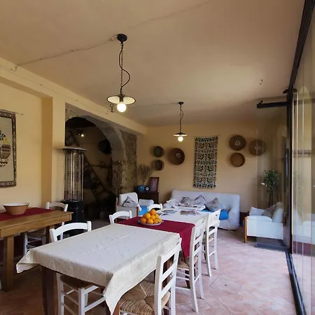 Casa Di Nonna Peppina فندق مبيت وإفطار *